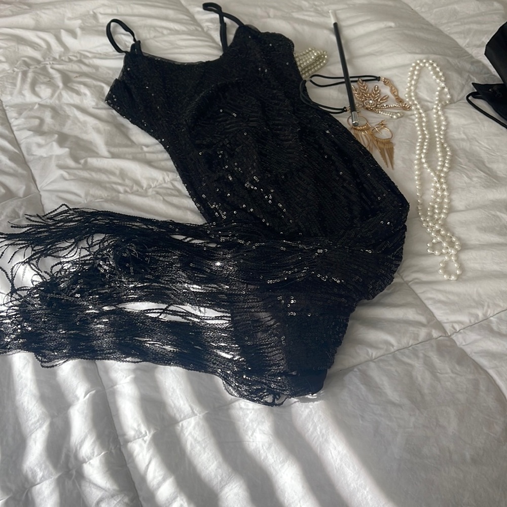 Black roaring 20’s dress